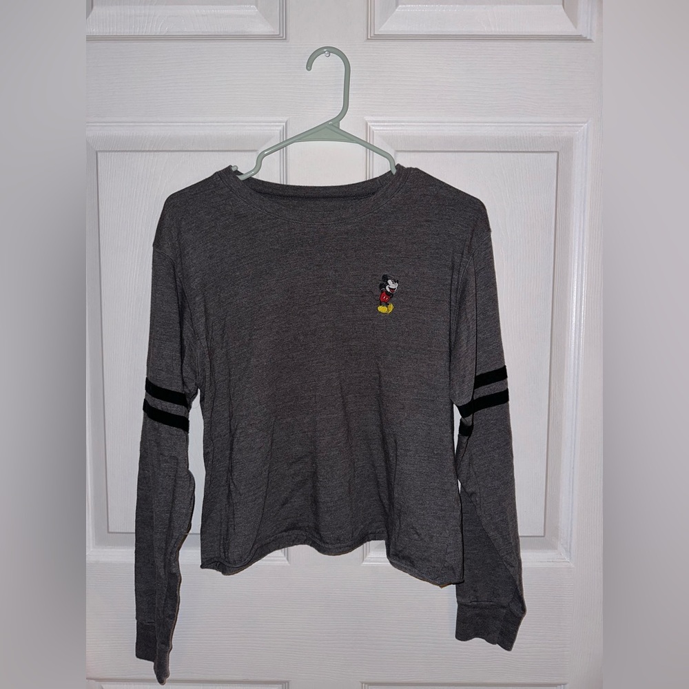 Cropped Long Sleeve Disney Mickey Shirt